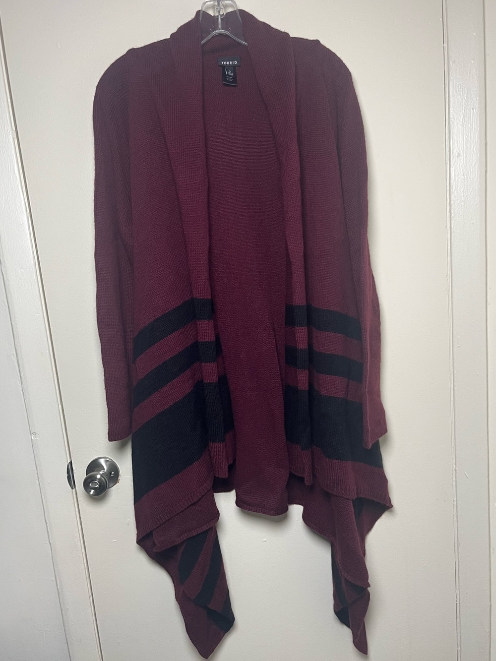 Women's Torrid Burgundy Open-Front Wool Draped Cardigan with Black Stripes Sz 2